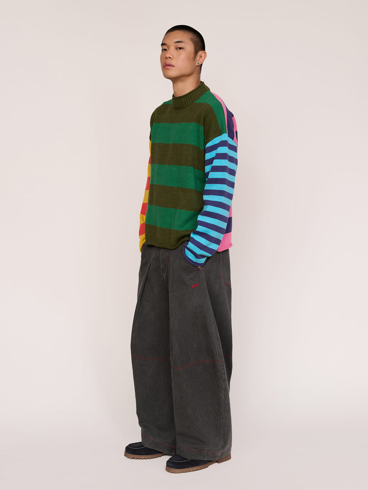 model:Andrew wears size L and is 5’11”