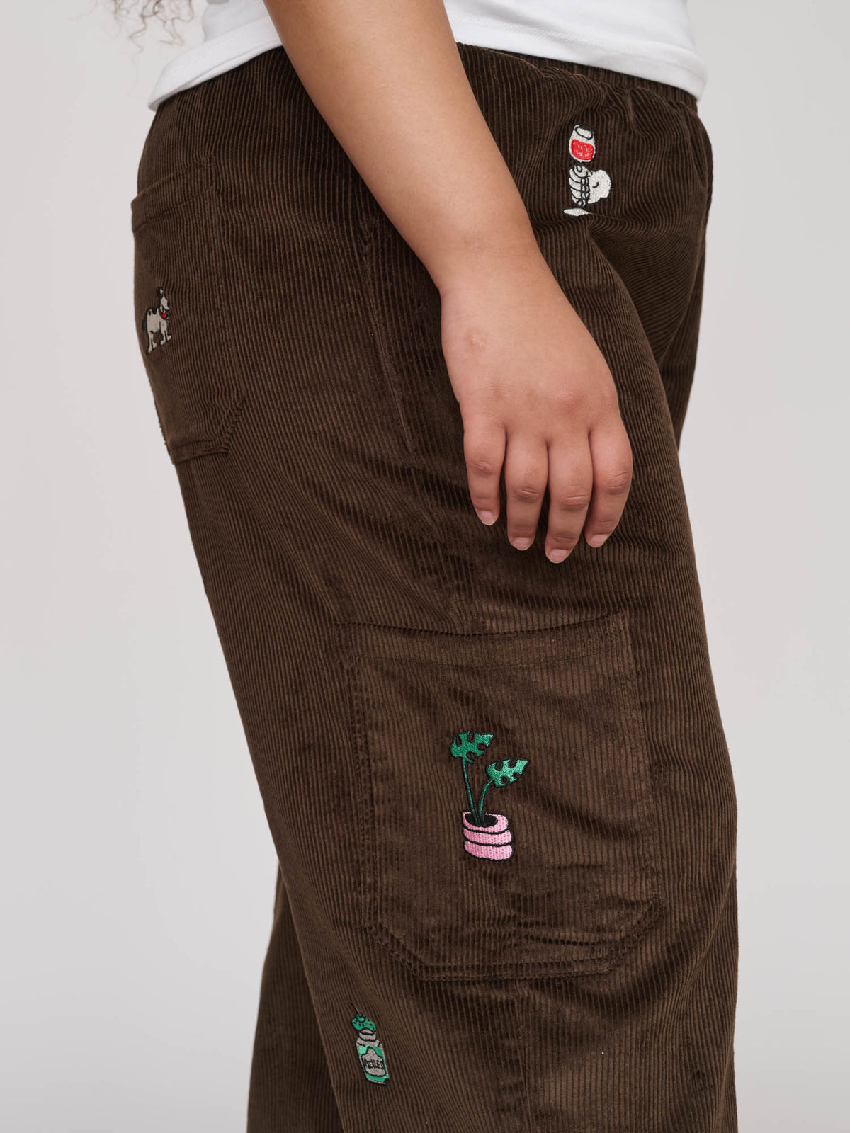 model:Zaynab wears size XXL and is 5’8”