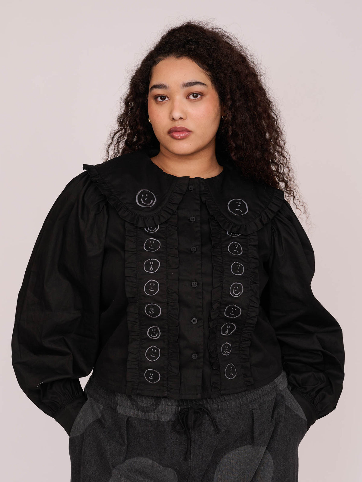  model:Zaynab wears size XXL and is 5’8”, collection-curve-tops