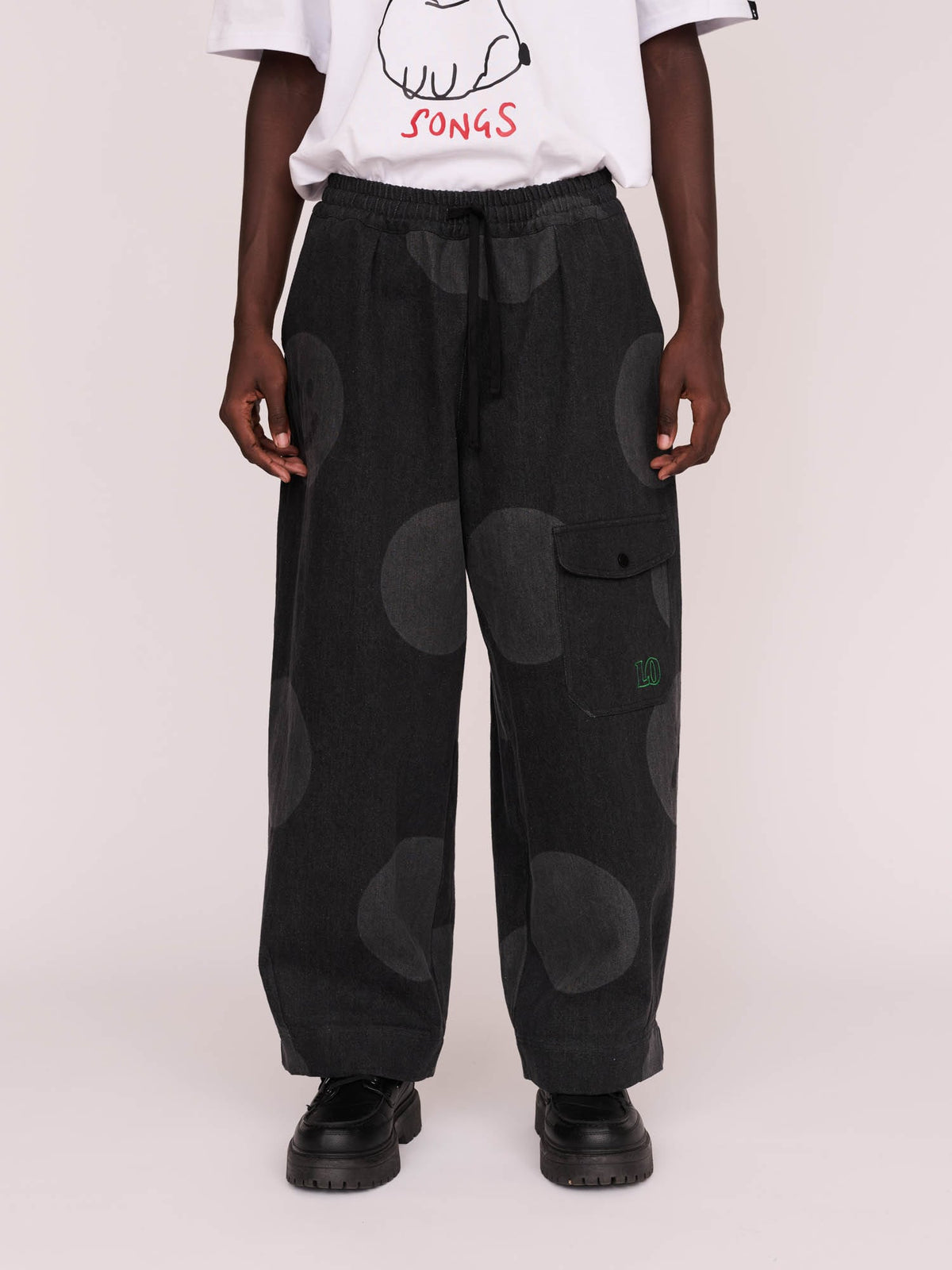 Collection-men-landing, collection-men-new-in-1, collection-men, collection-mens-trousers, collection-mens-happy-sad, model:Elhadj wears size L and is 6’1”, collection-everyone-new-in, collection-bottoms, collection-mens-bottoms, collection-mens-sale