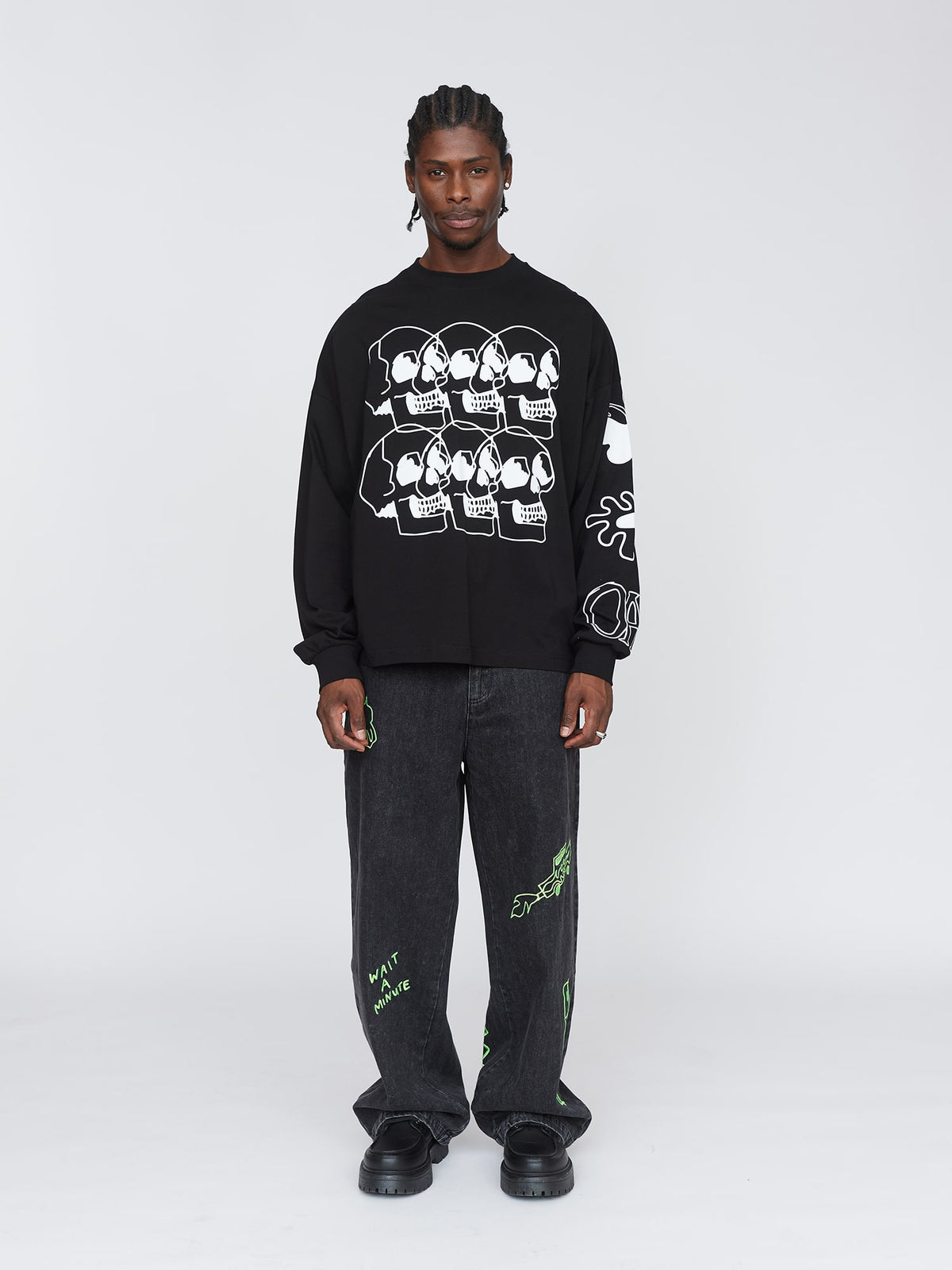 Collection-men-landing, collection-men-new-in-1, collection-mens-t-shirts, model:Ailton wears size L and is 5’11”