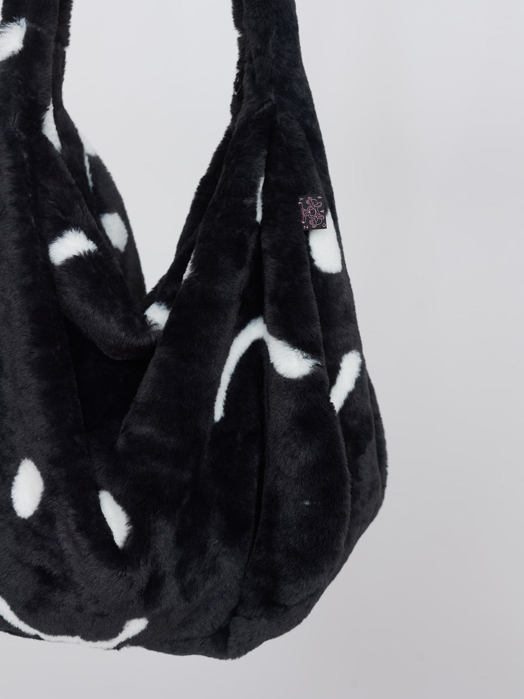 Faux Fur Fluffy White Bag With Black Flowers Retro Flower Print