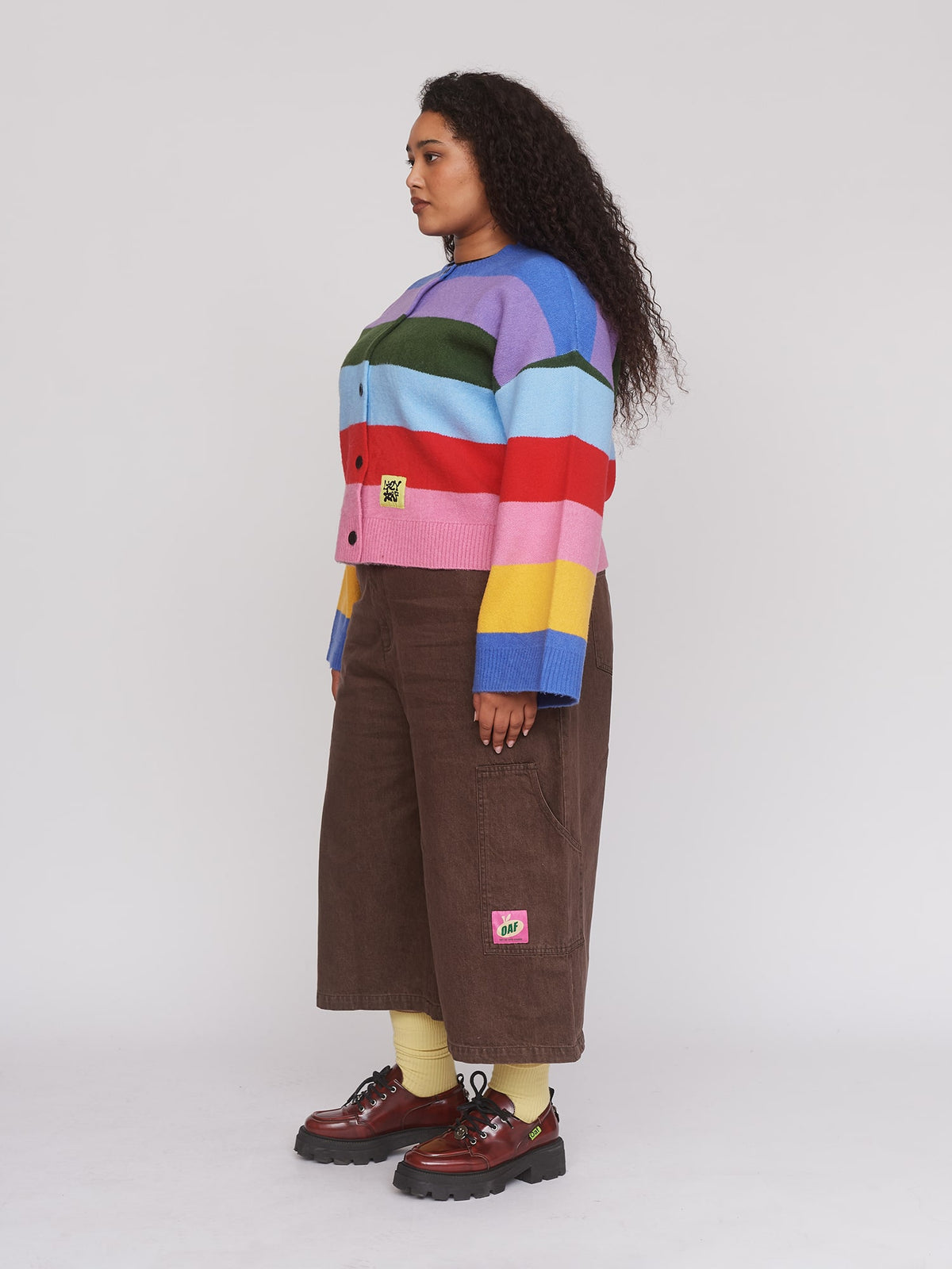 model:Zaynab wears size XXL and is 5’8”
