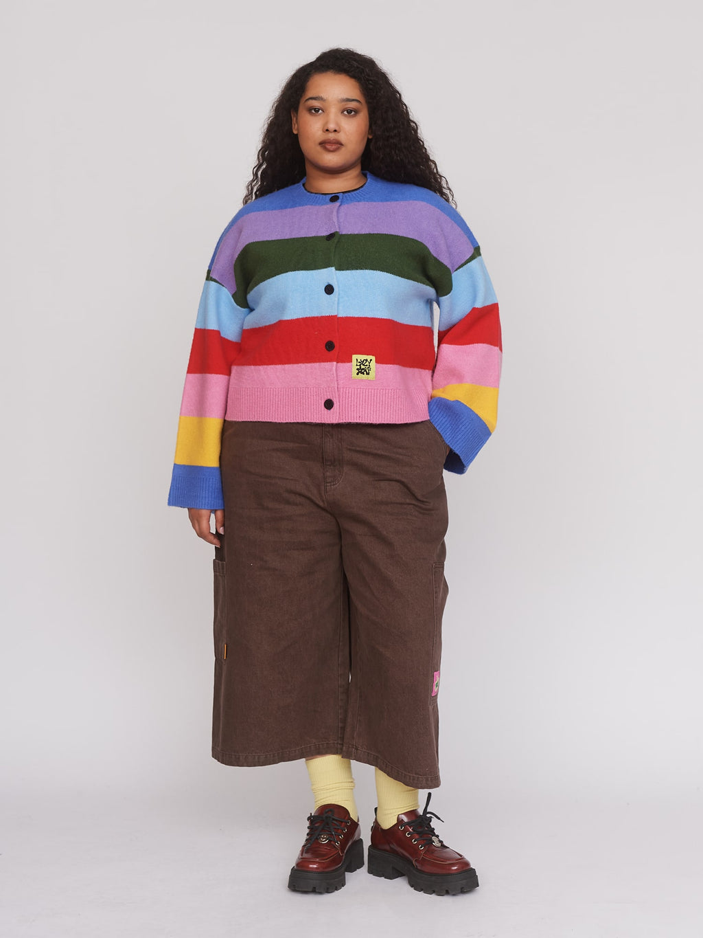 model:Zaynab wears size XXL and is 5’8”