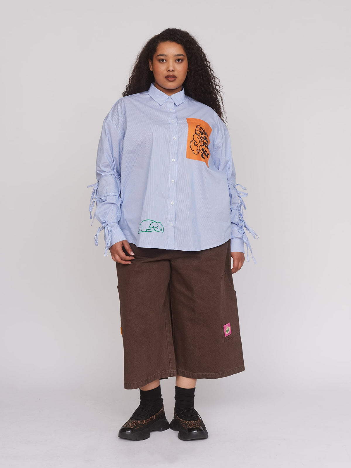 model:Zaynab wears size 38 and is 5’8”
