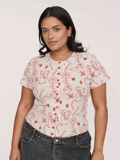 collection-curve-top, model:Sha wears size 18 and is 5’9”, collection-festival-fits