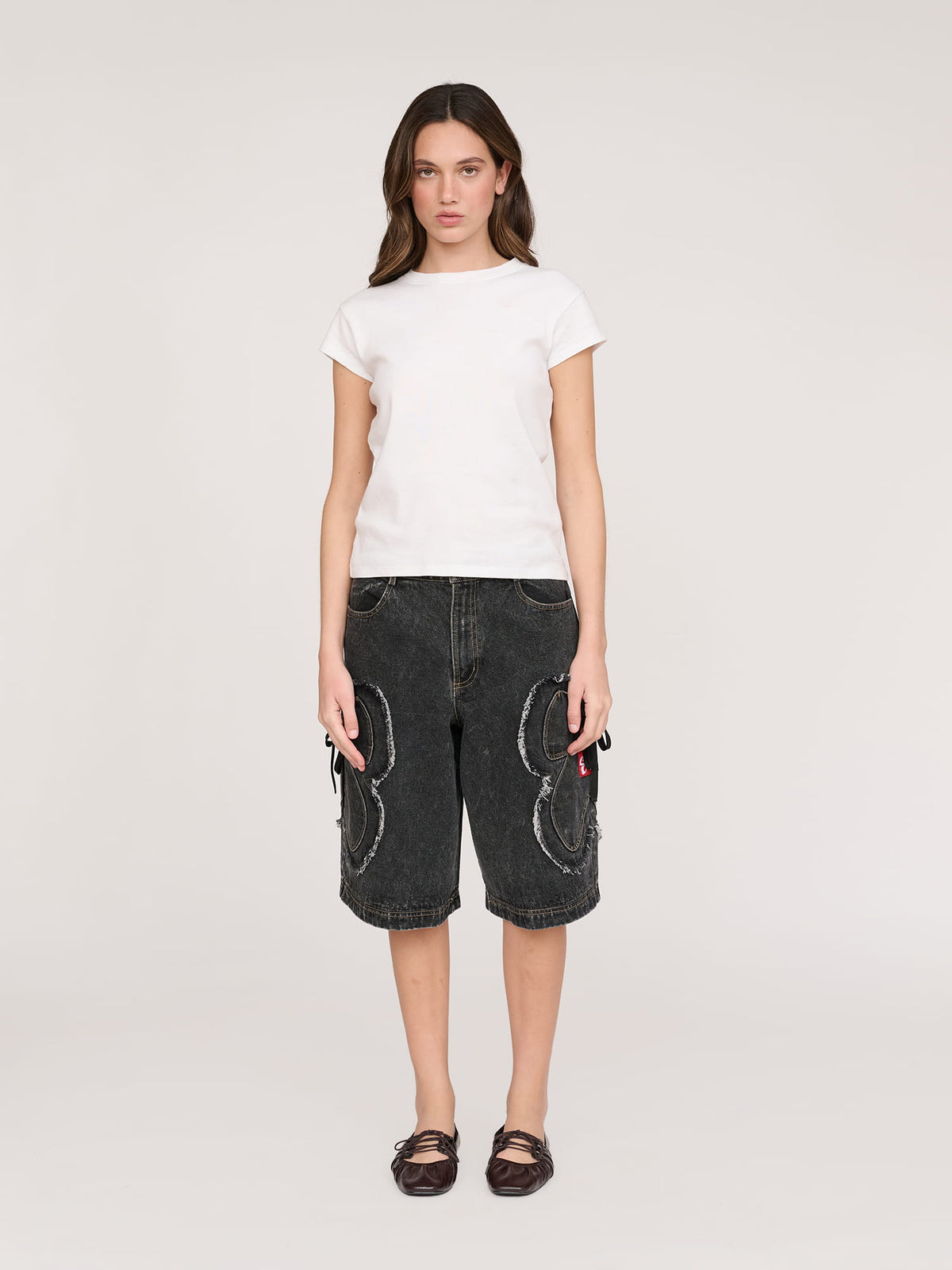 model:Azul wears size W26 and is 5’8”