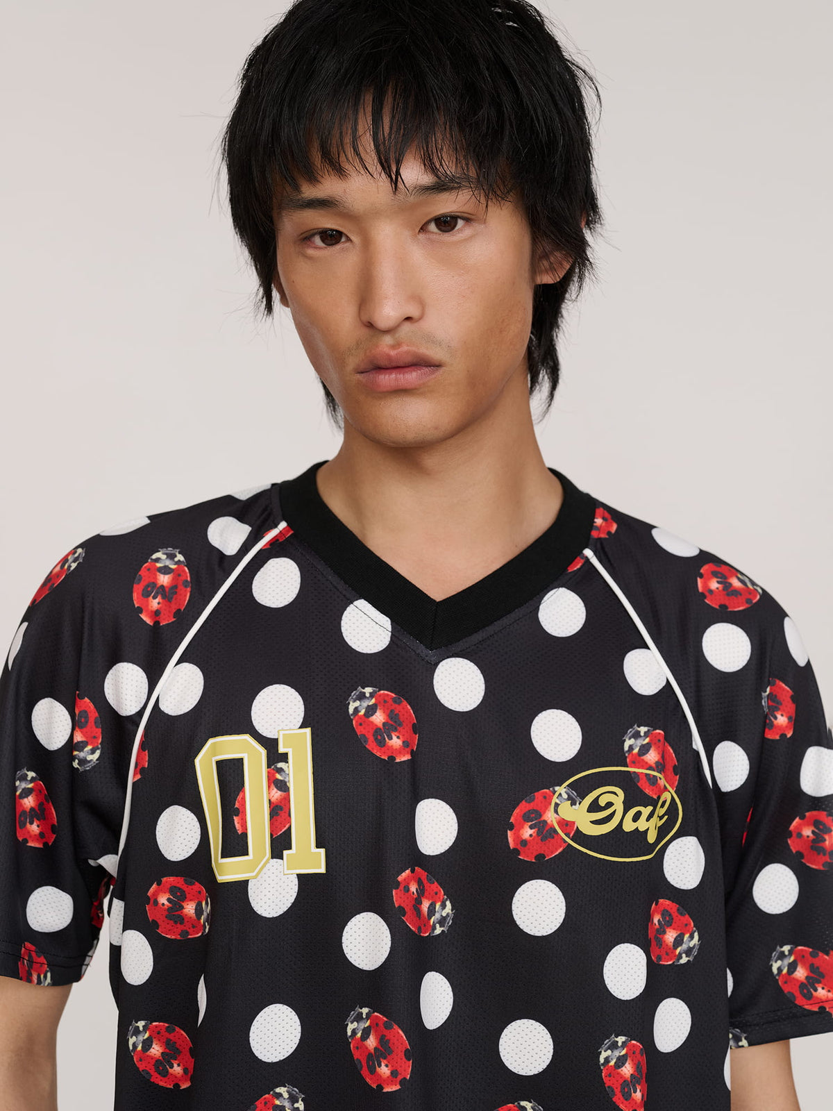 model:Quinuo wears size L and is 6’0”