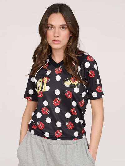 Collection-women-landing, collection-women-new-in-1, collection-womens-tops, model:Azul wears size S and is 5’8”