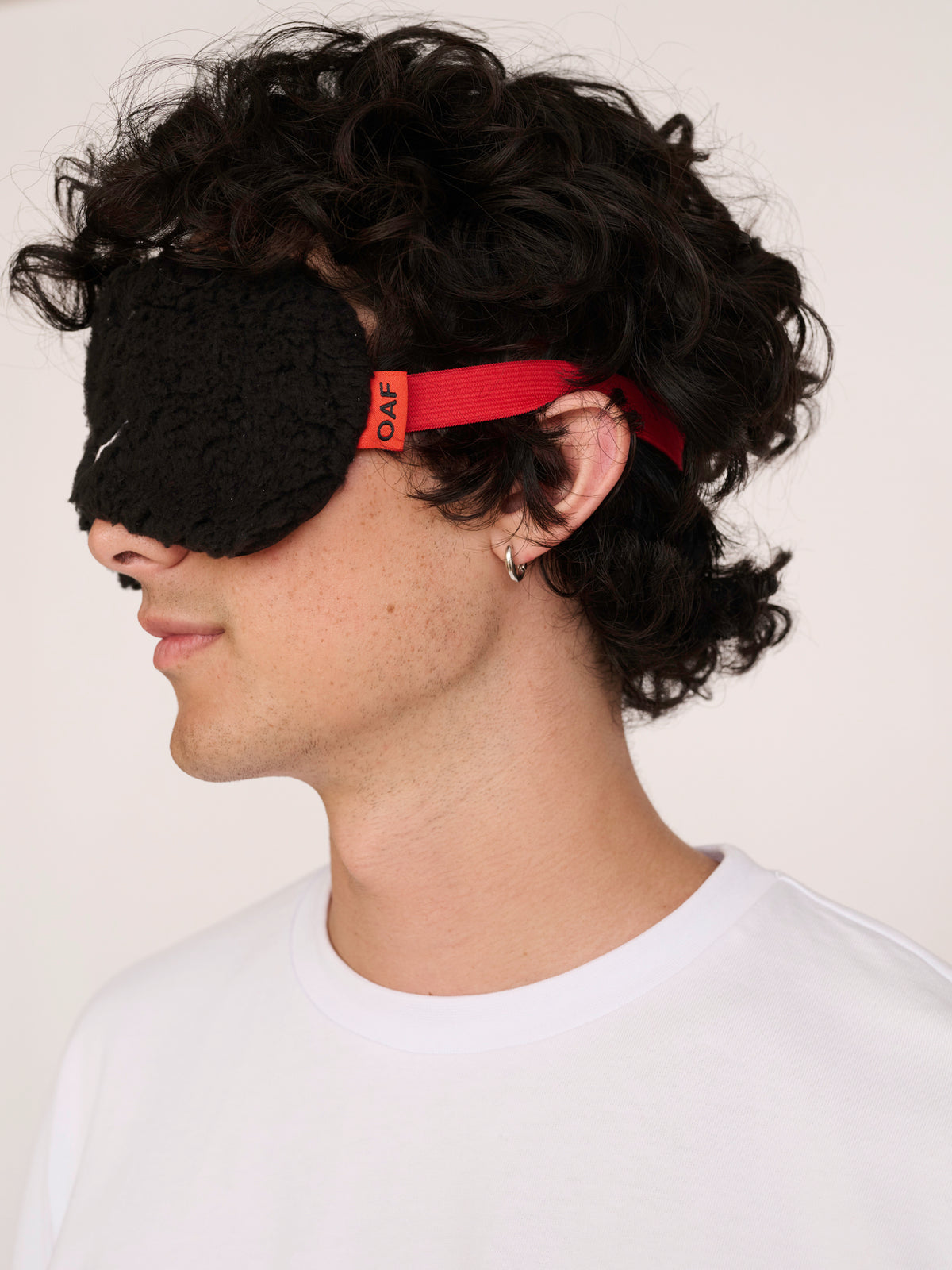 L.O Maintenance Stay In Bed Kit