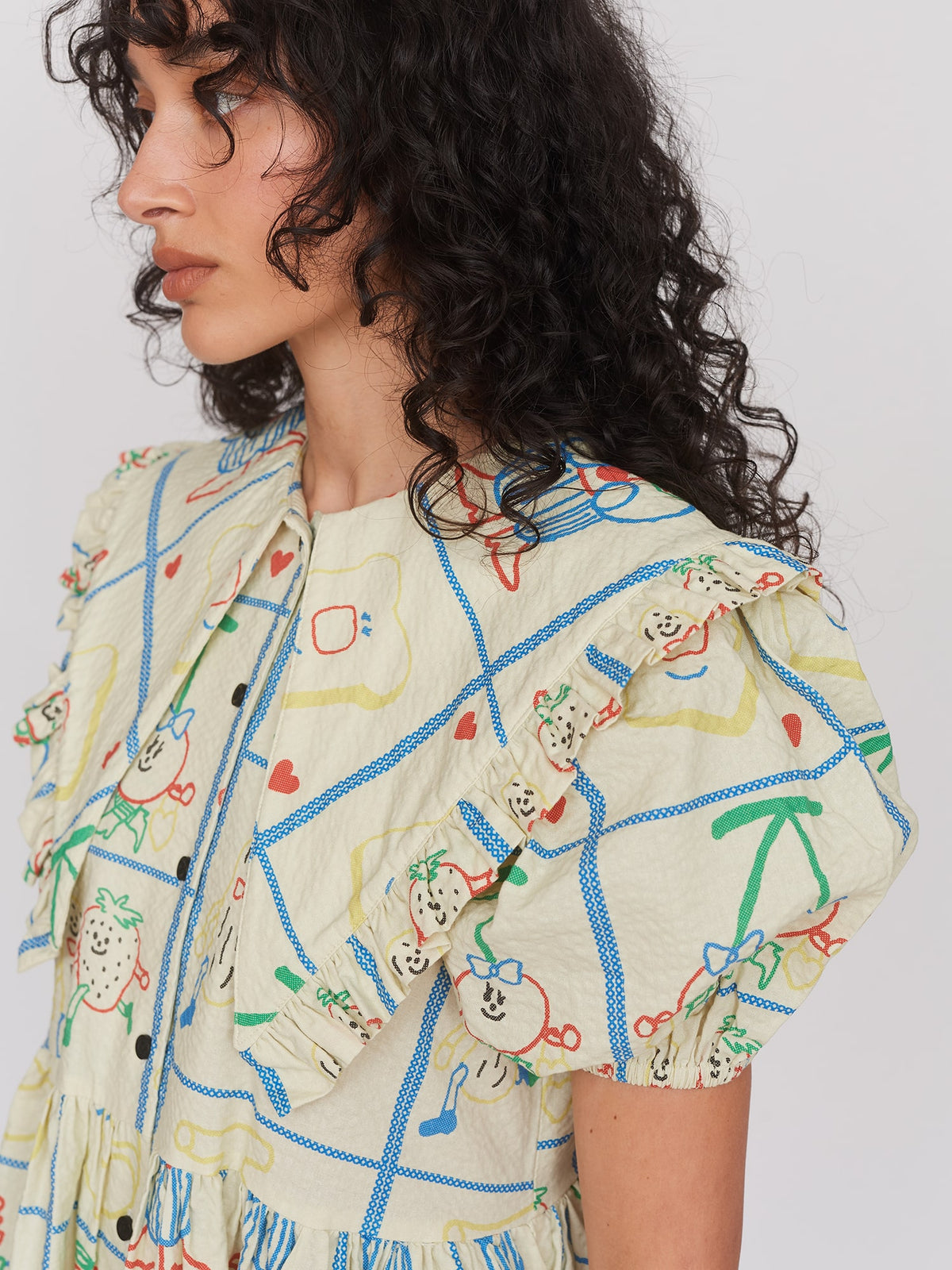 model:Seren wears size S and is 5’8”