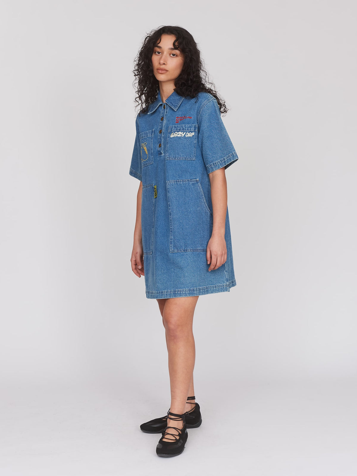 model:Seren wears size 8 and is 5’8”