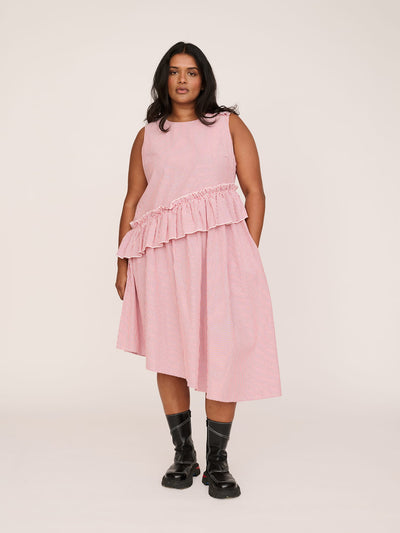 model:Sha wears size XXL and is 5’9”
