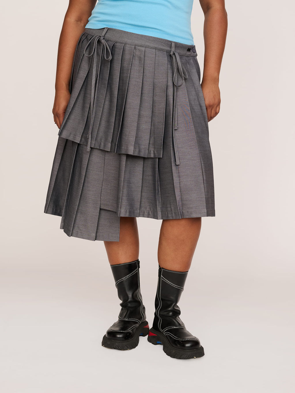 collection-curve, collection-curve-bottoms, model:Sha wears size XXL and is 5’9”