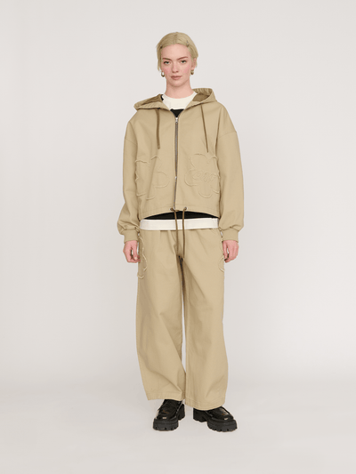 model:Emmie wears size S and is 5’6”