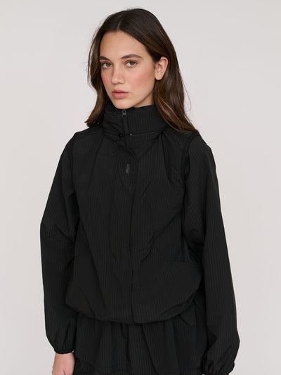 Collection-women-landing, collection-womens-jackets, model:Azul wears size S and is 5’8”