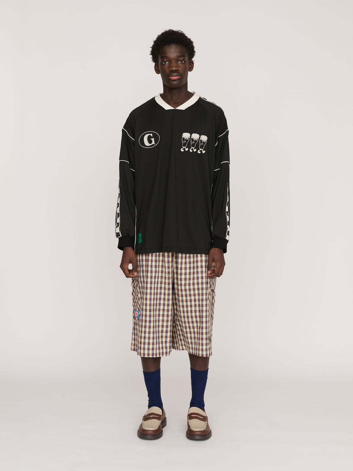model:Elhadj wears size L and is 6’1”