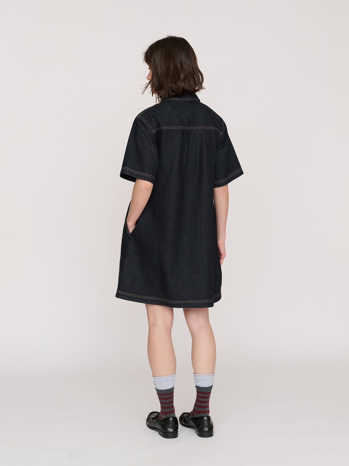model:Jess wears size S and is 5’7”