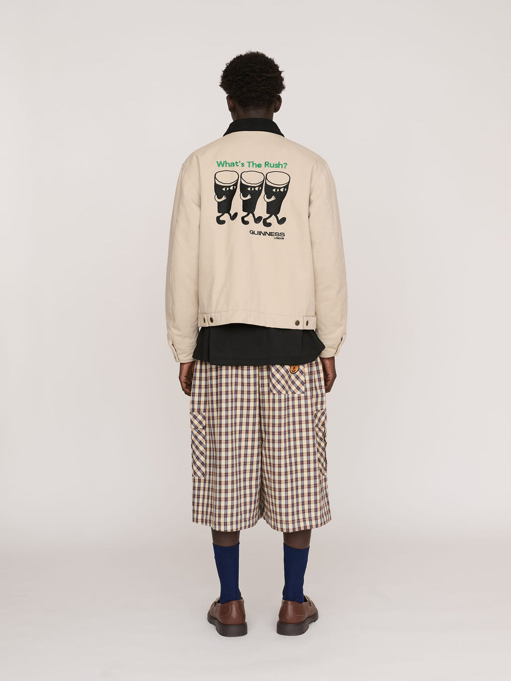 model:Elhadj wears size L and is 6’1”
