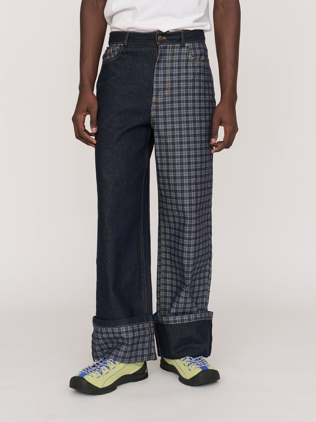 collection-mens-trousers, model:Elhadj wears size 26 an is 6’1”, collection-mens-bottoms