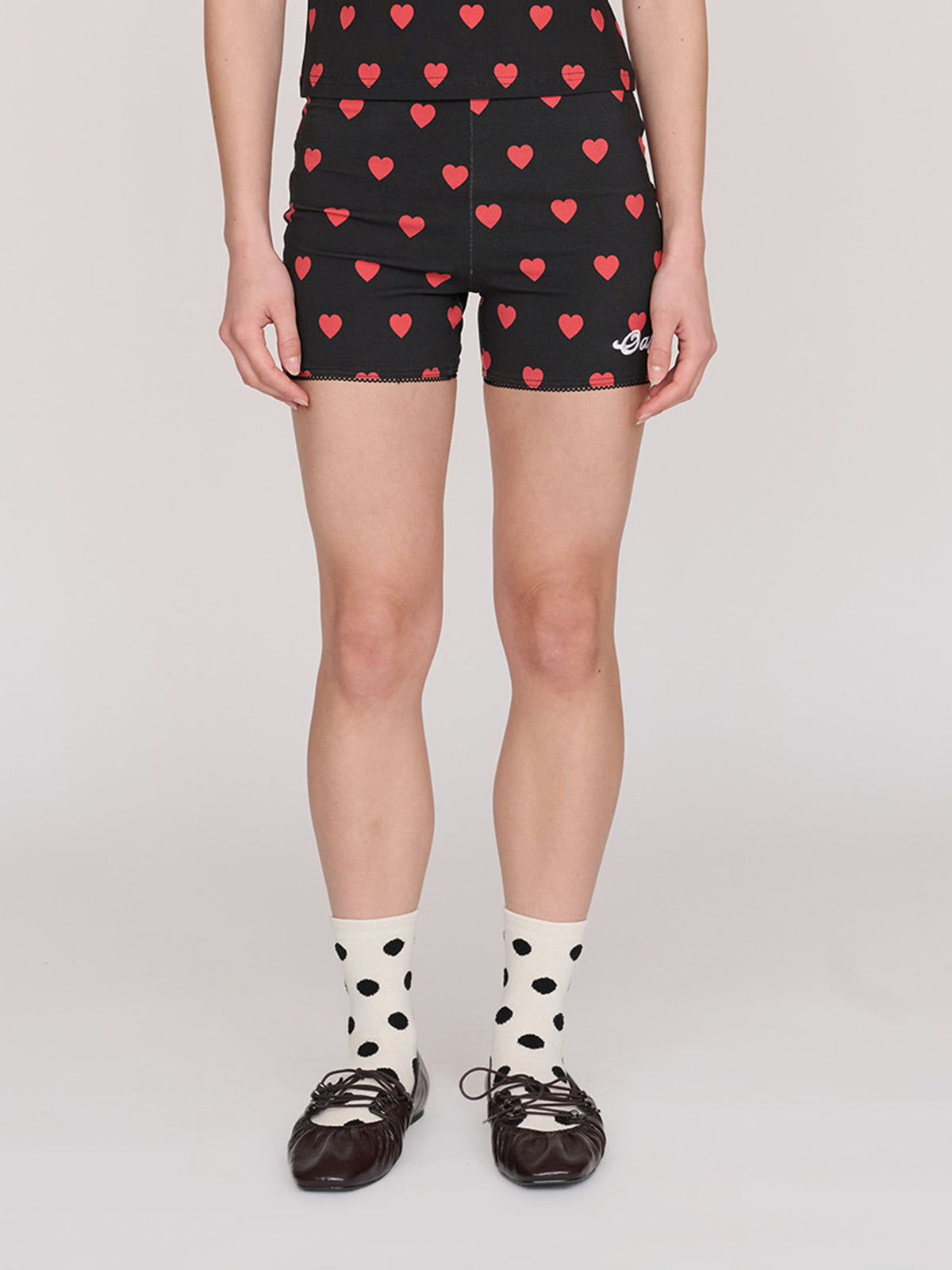 Collection-women-landing, collection-women-new-in-1, collection-all-skirts-shorts, model:Jess wears size 8 and is 5’7”