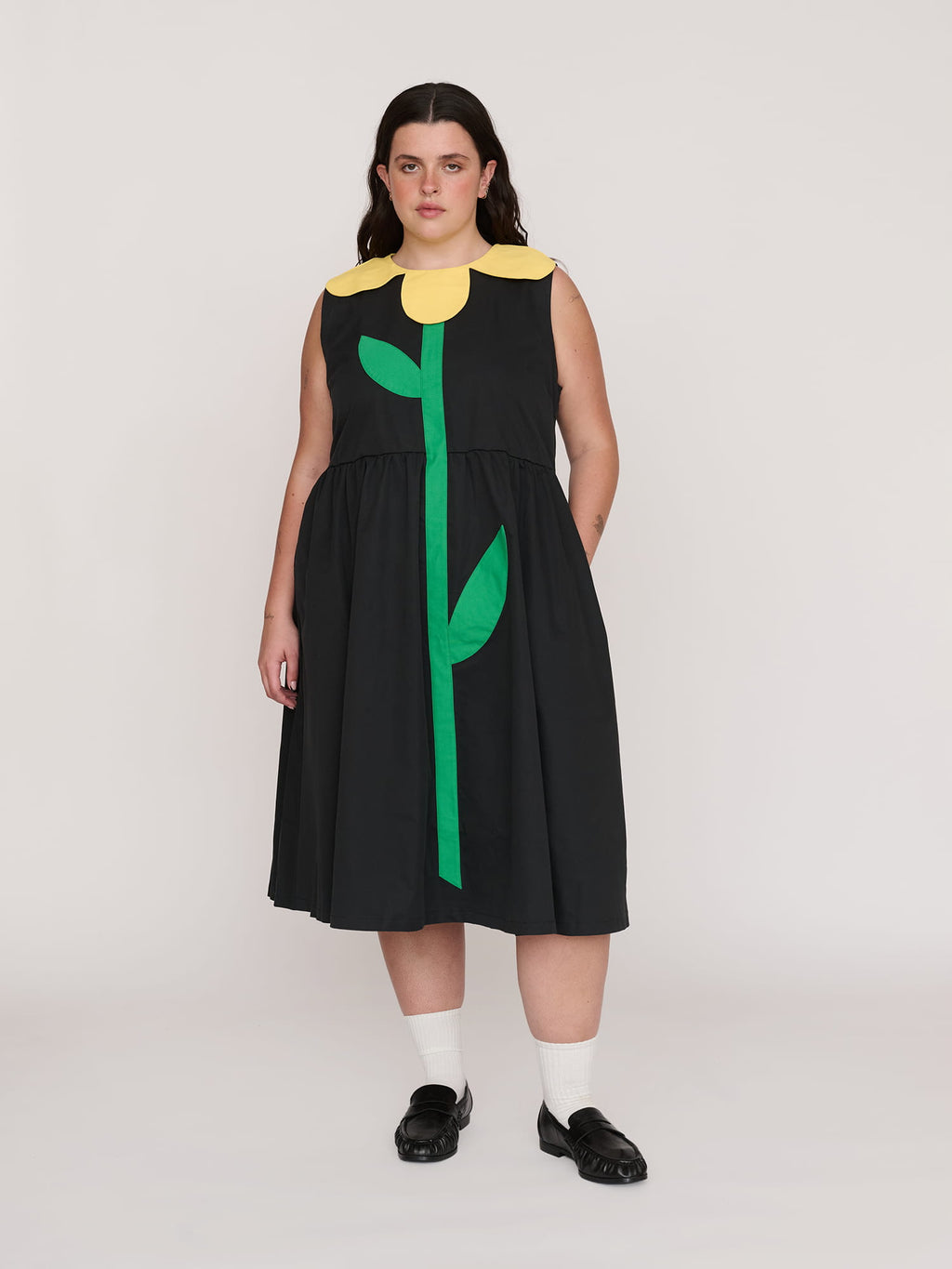 collection-curve, model:Bella wears size 18 and is 5’10”