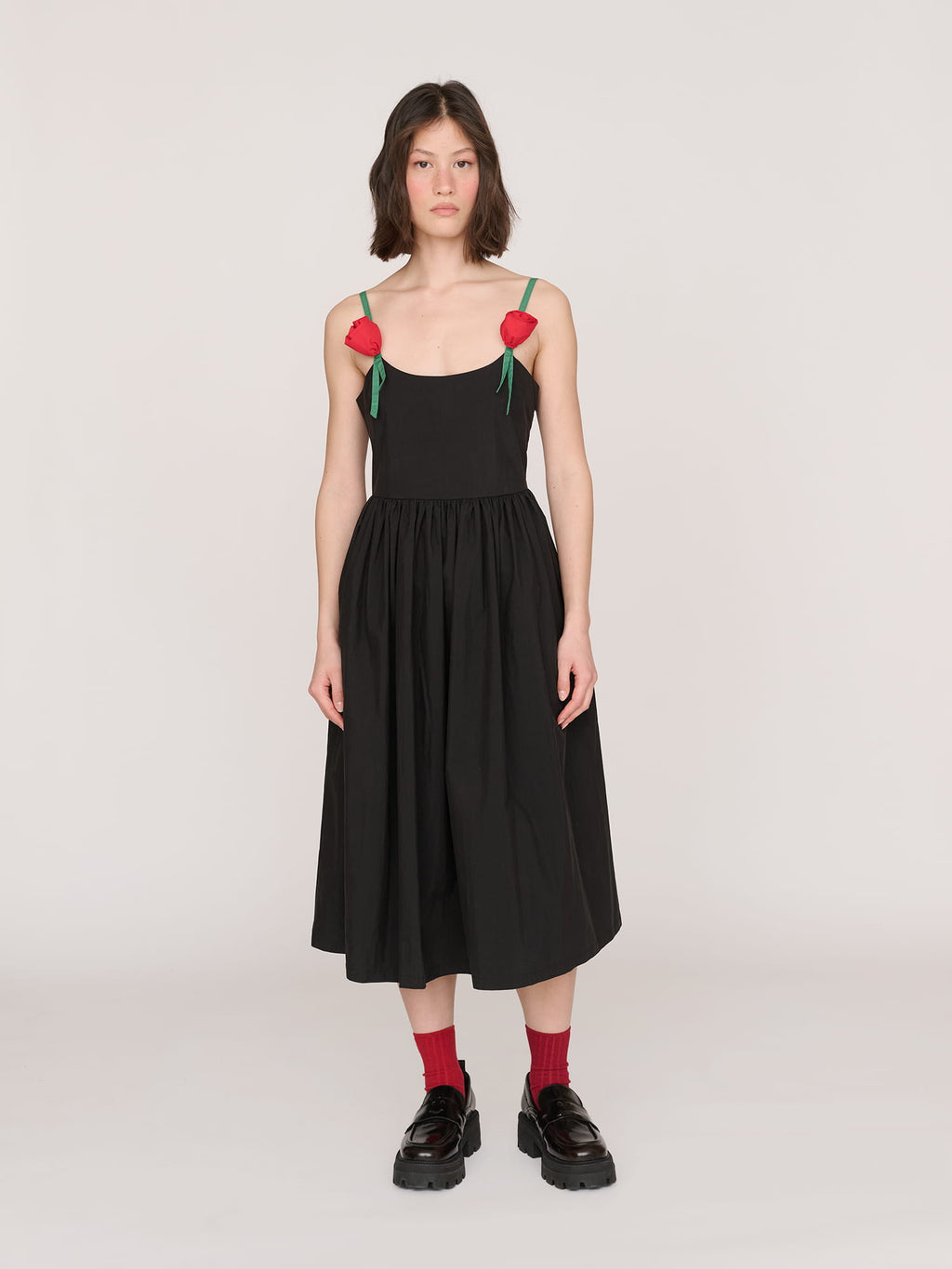 Collection-women-landing, model:Jess wears size 8 and is 5’7”