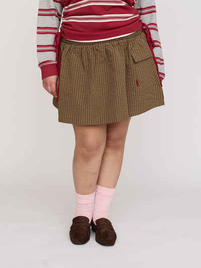 collection-curve, collection-co-ords, model:Zaynab wears size XXL and is 5’8”