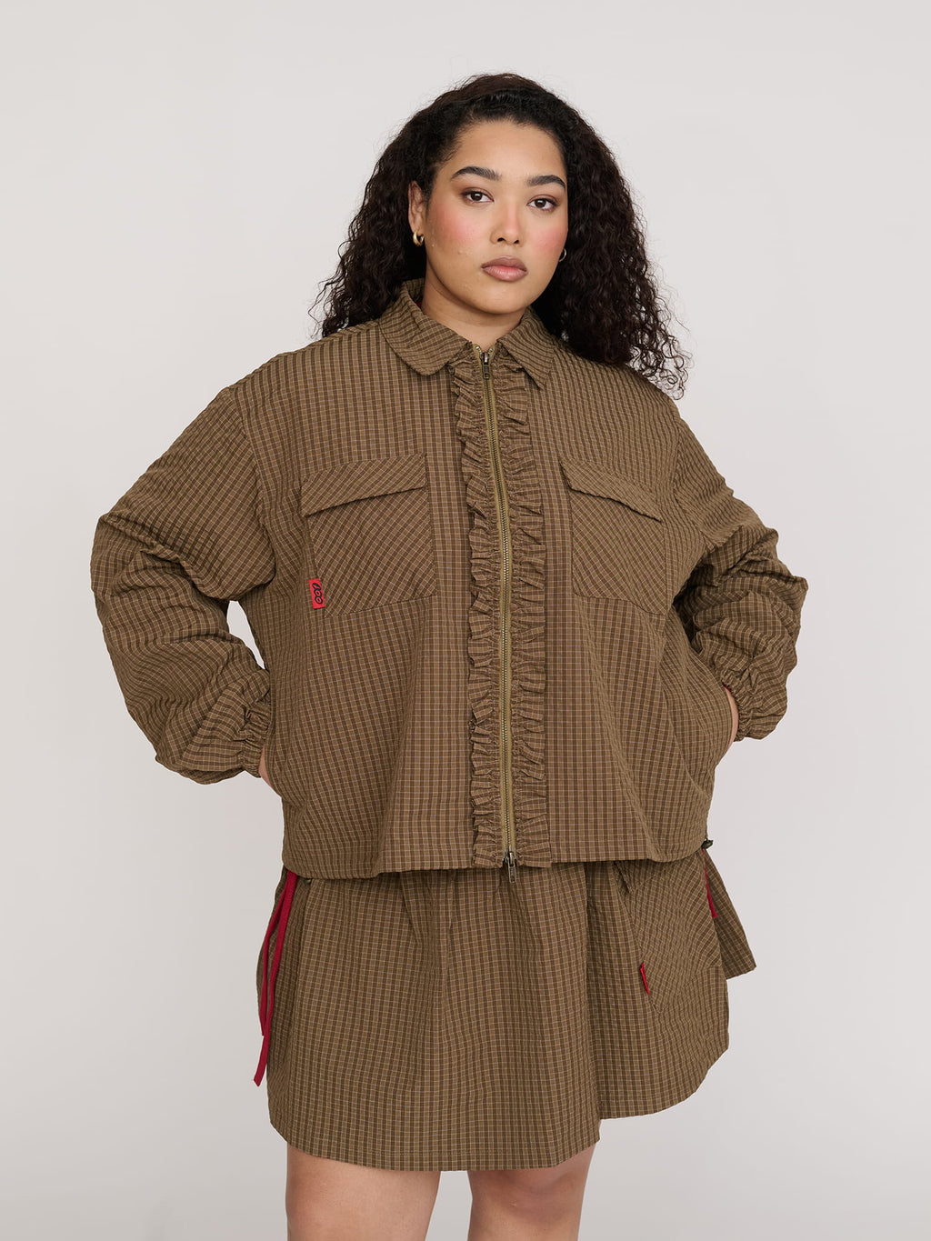 model:Zaynab wears size XXL and is 5’8”, collection-prints-patterns