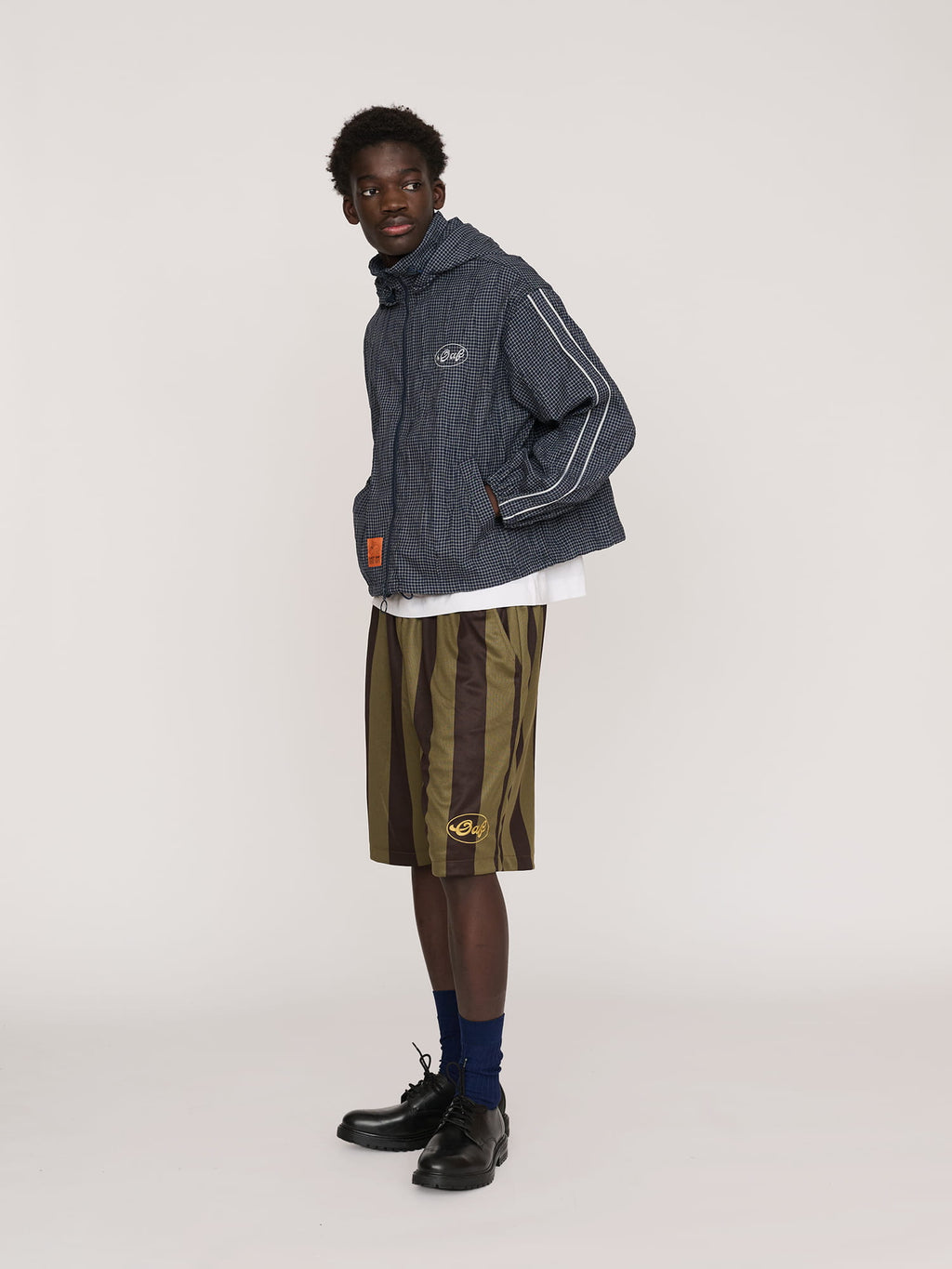 model:Elhadj wears size L and is 6’1”