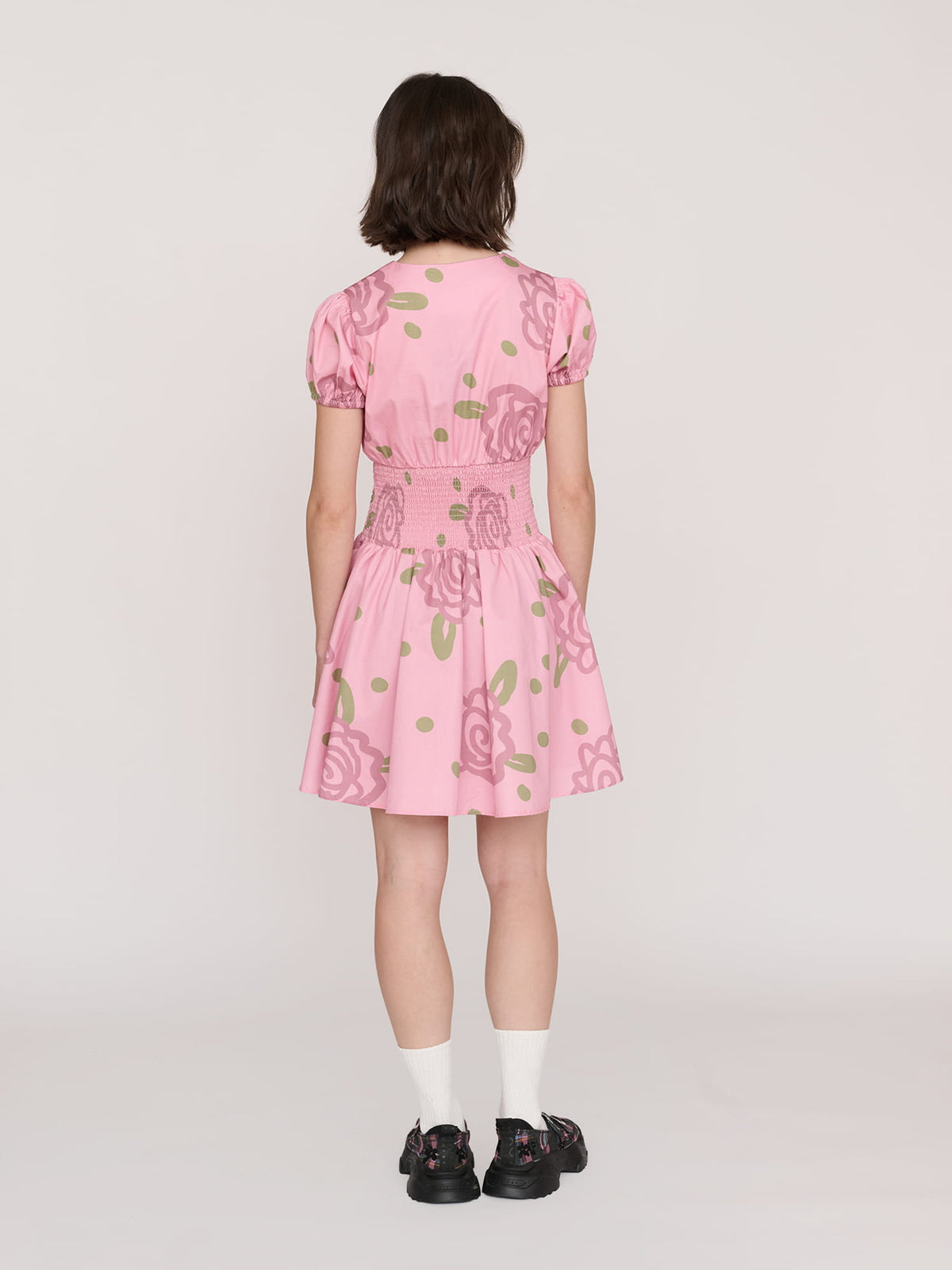  model:Jess wears size 8 and is 5’7”