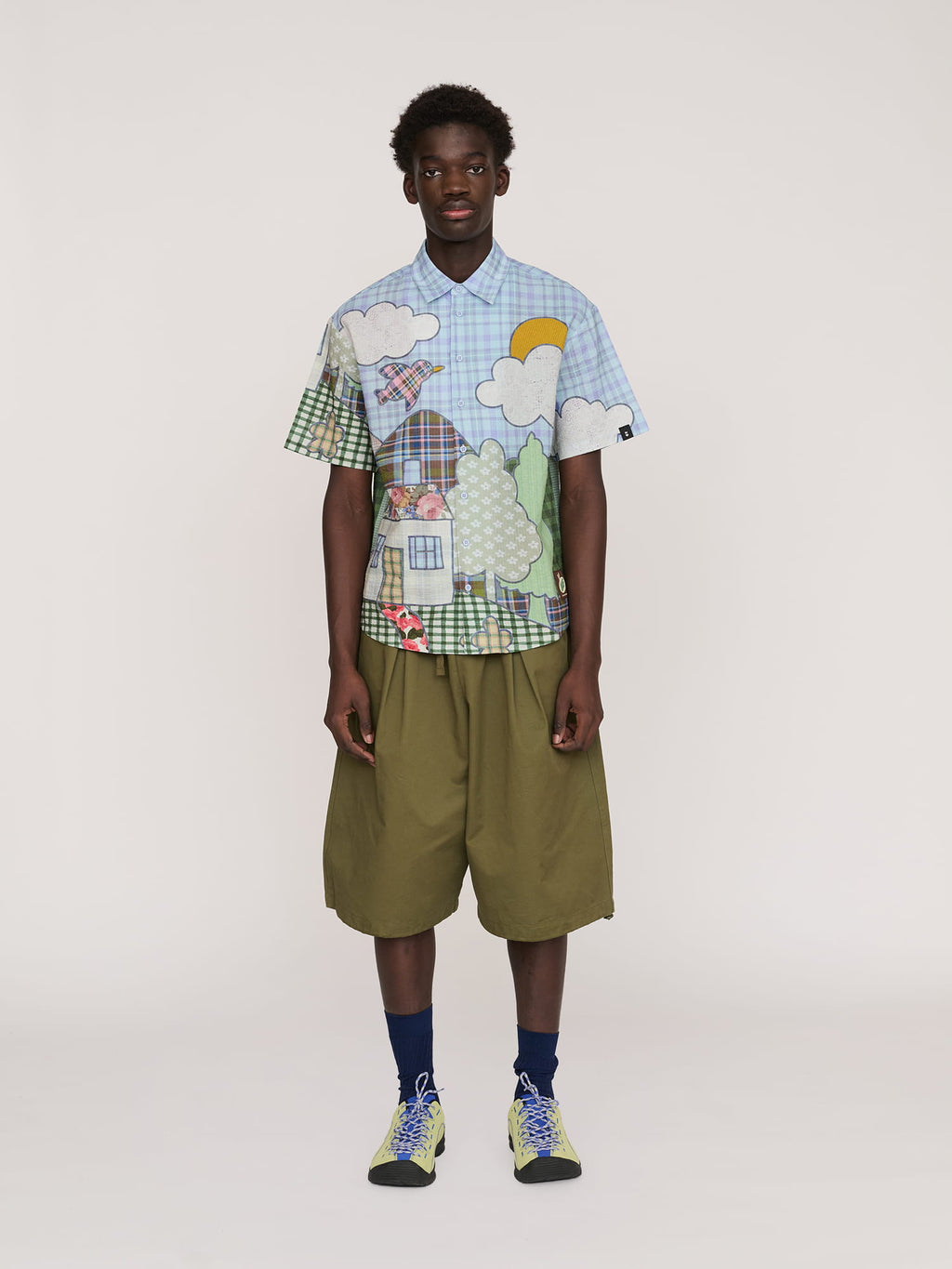 model:Elhadj wears size L and is 6’1”
