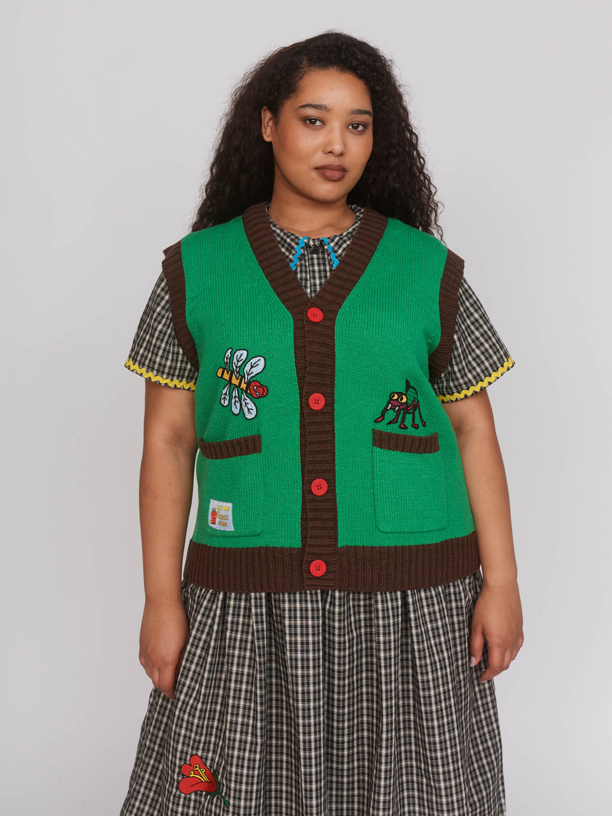 model:Zaynab wears size XXL and is 5’8”