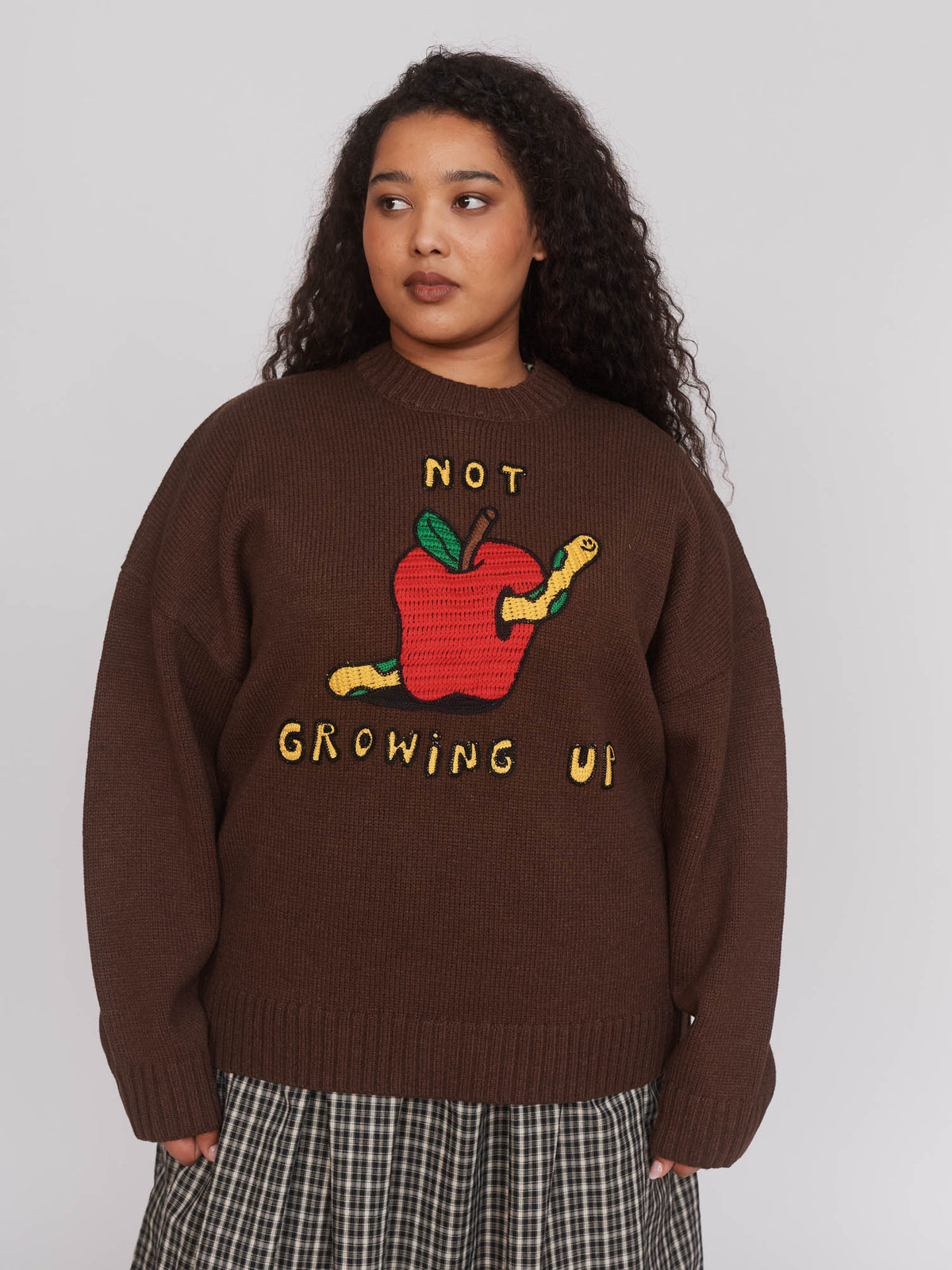 collection-curve, model:Zaynab wears size XXL and is 5’8”
