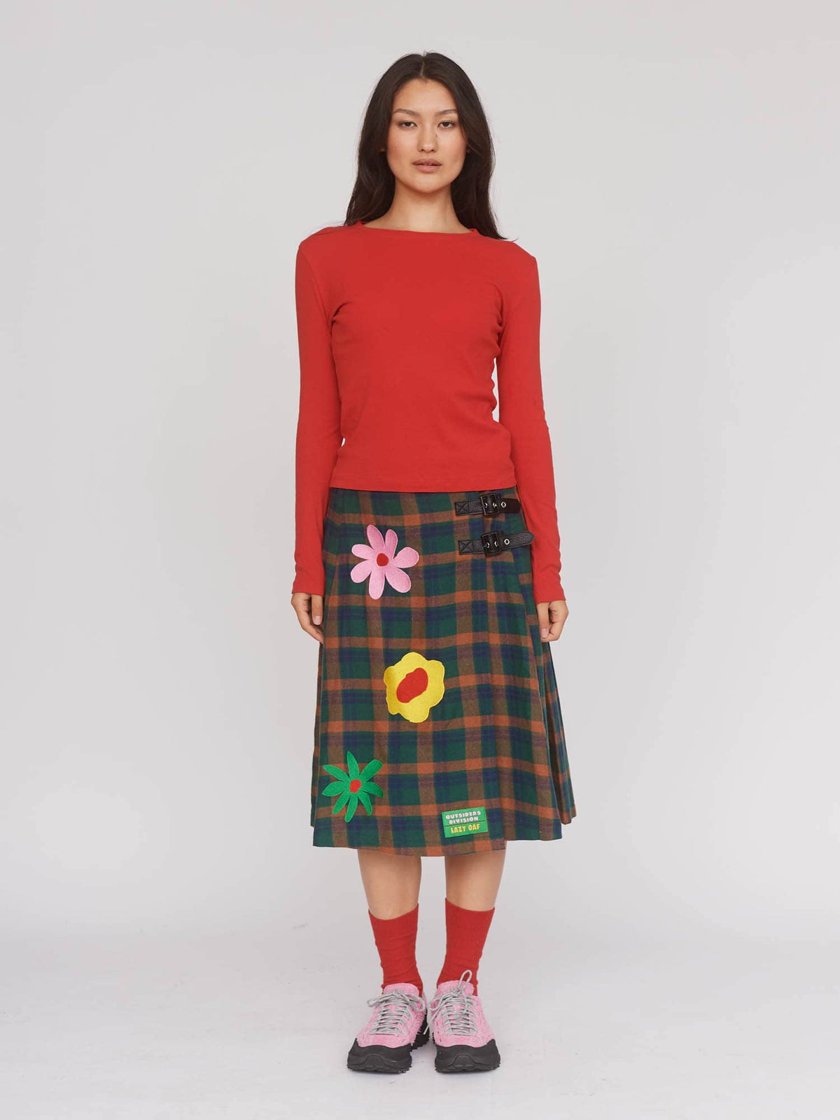 Collection-women-landing, collection-women-new-in-1, collection-all-skirts-dresses, model:Aira wears size 8 and is 5’9”