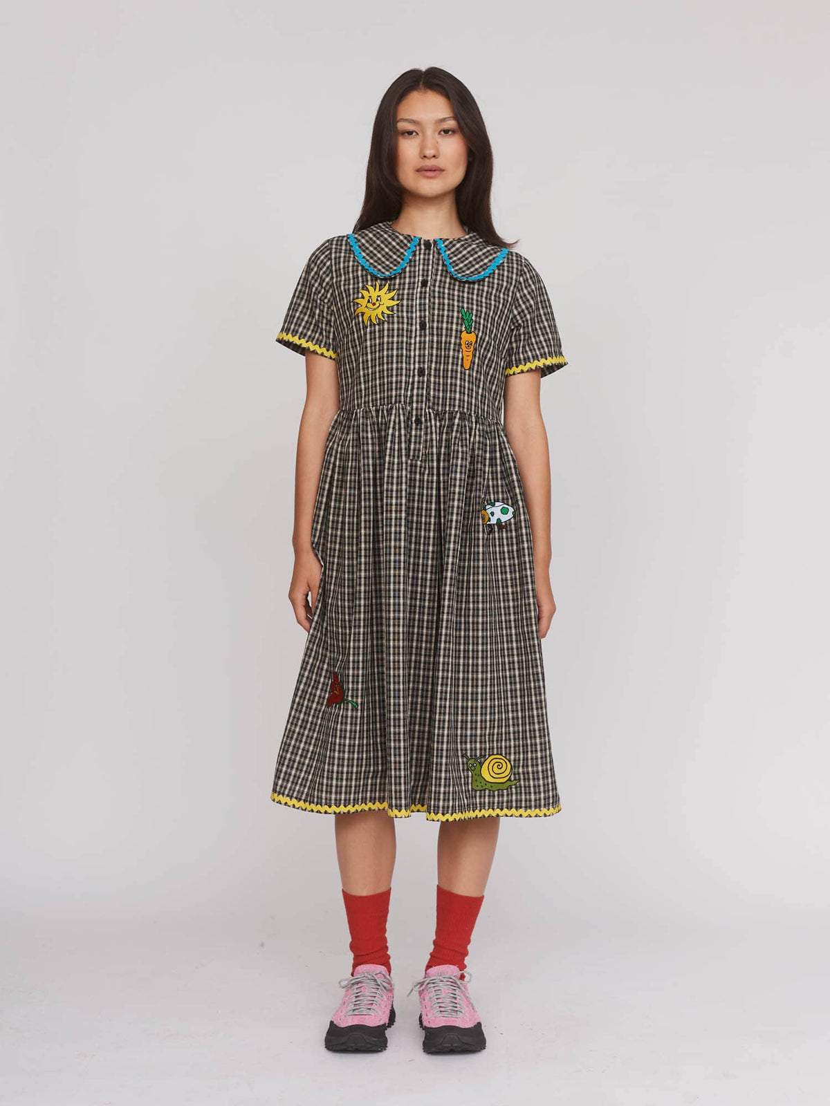 Collection-women-landing, collection-women-new-in-1, collection-womens-dresses, model:Aira wears size 8 and is 5’9”
