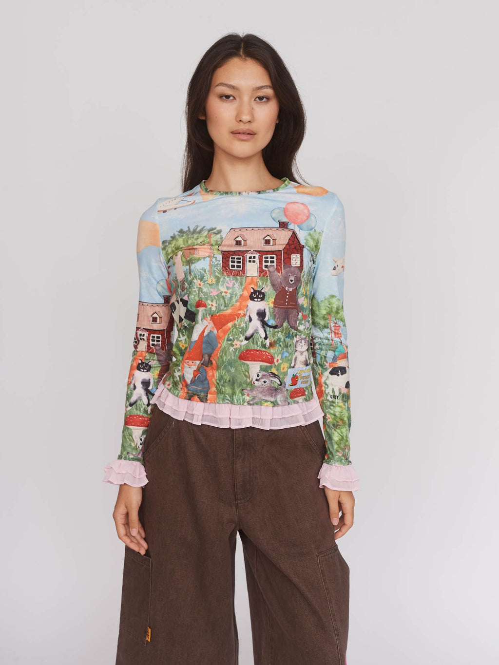 model:Aira wears size S and is 5’9”