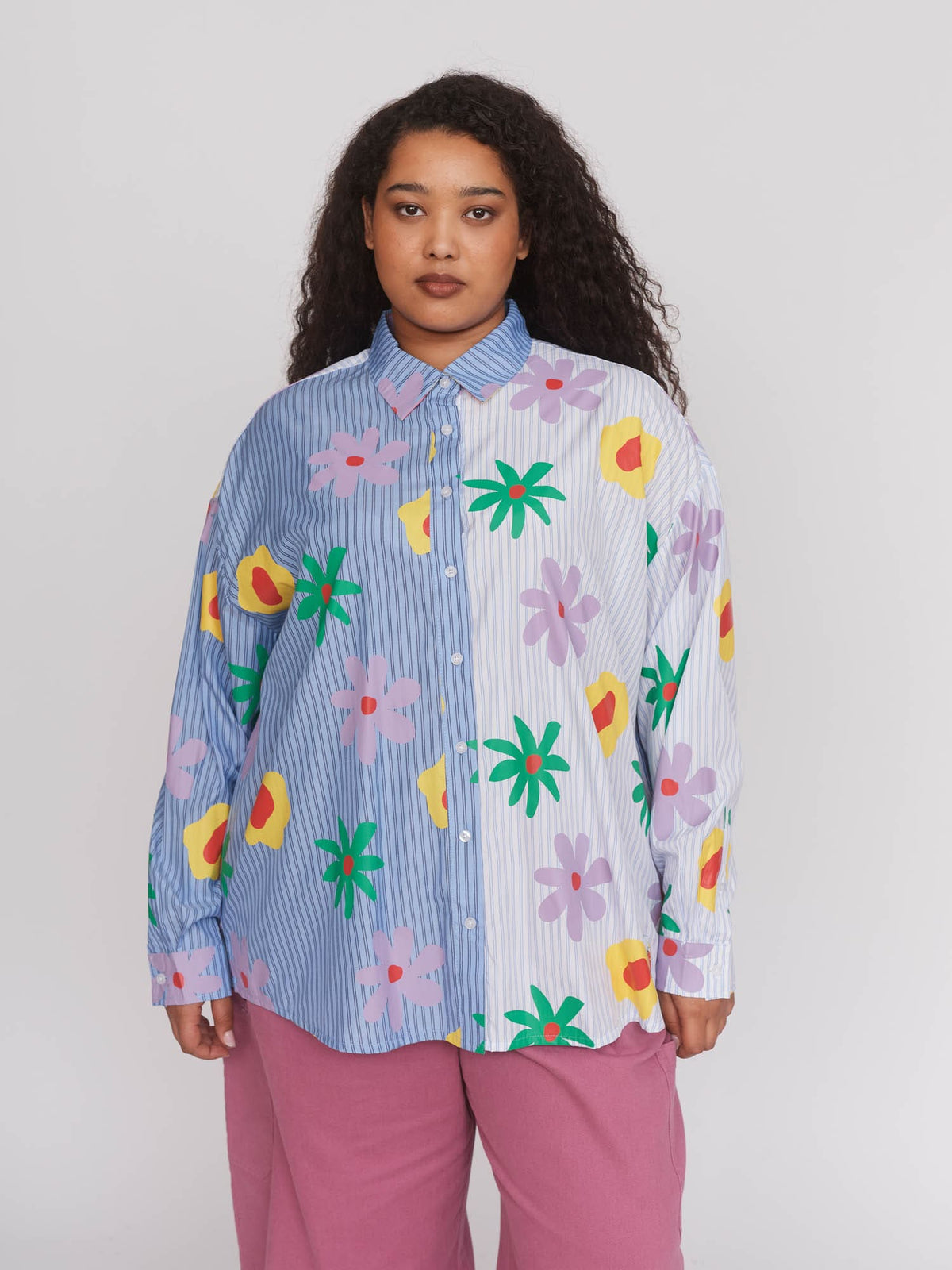 collection-curve, model:Zaynab wears size XXL and is 5’8”