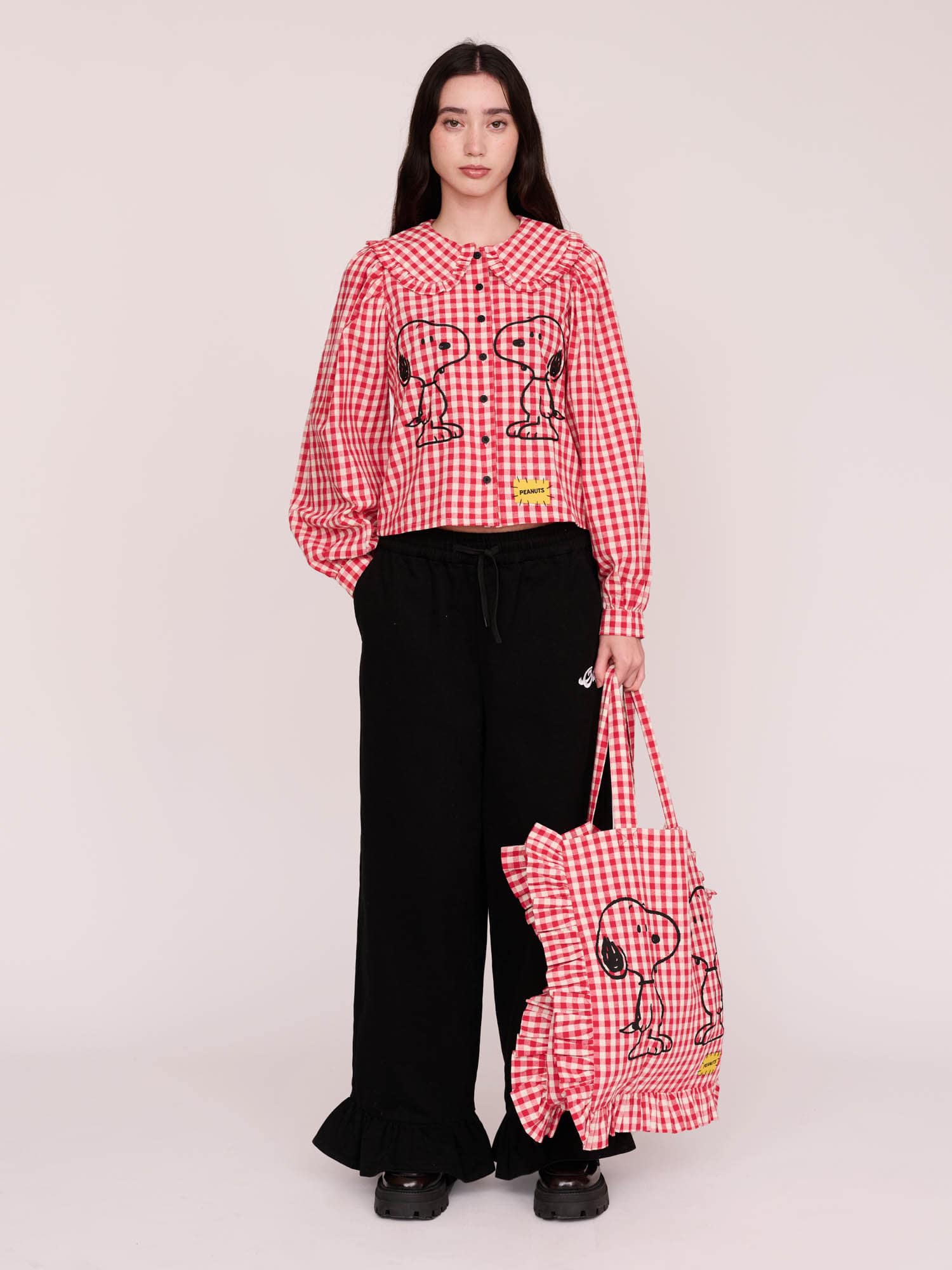 衣更真緒 shuffle casual 79個 Lazy Oaf x Peanuts Snoopy Gingham Collared Shirt