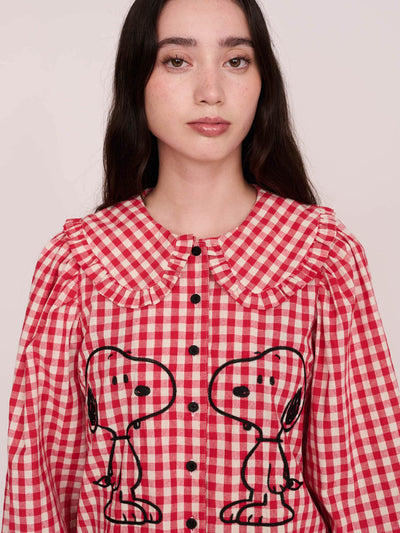 model:Winnie wears size S and is 5’9”