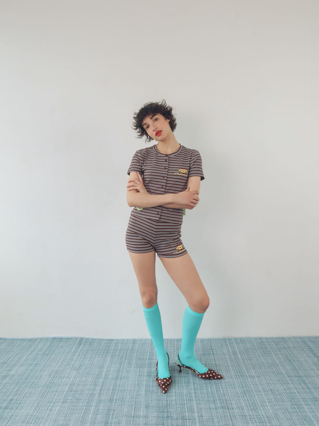 model:Jess wears size 8 and is 5’7”