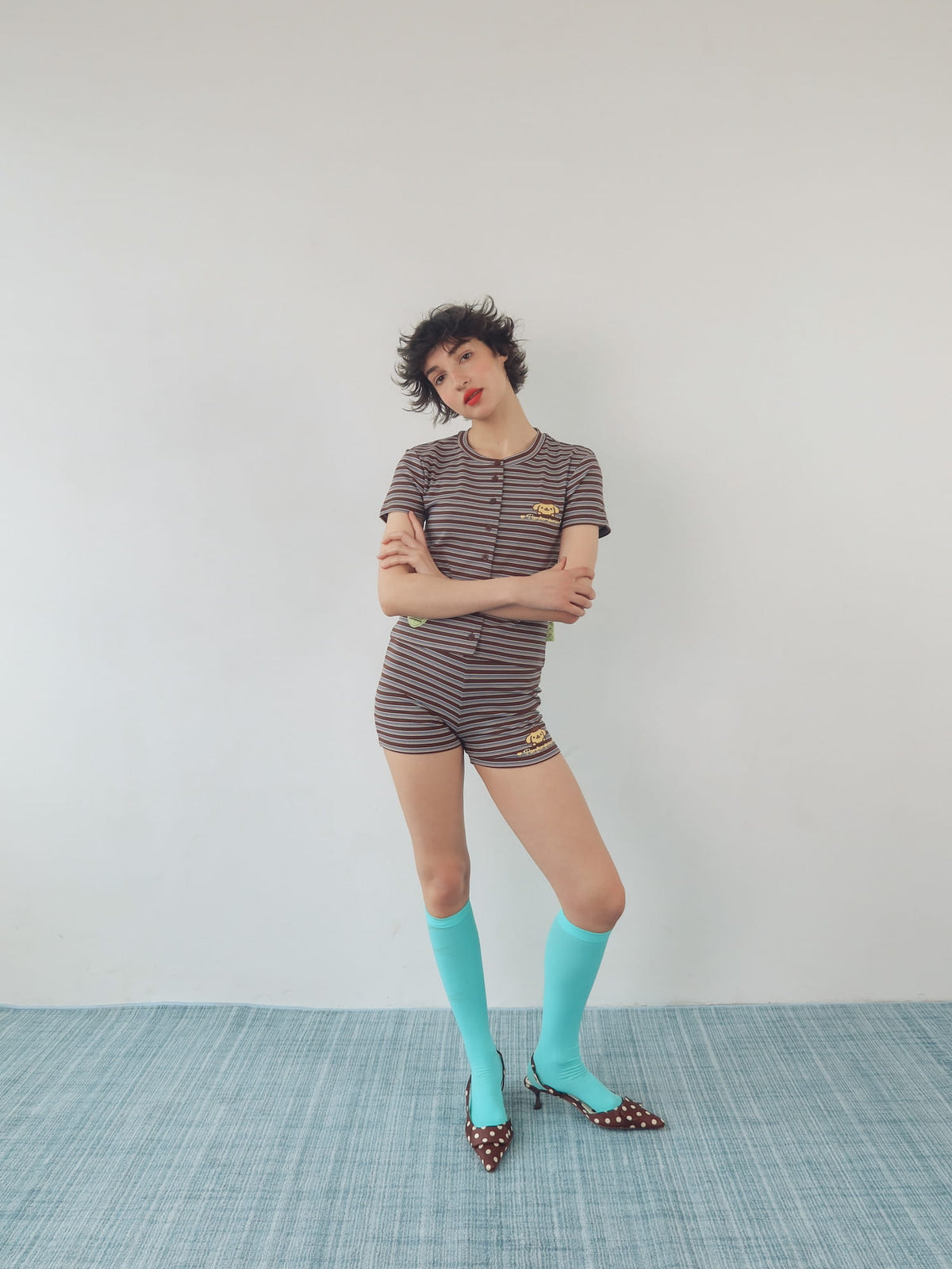 model:Jess wears size 8 and is 5’7”