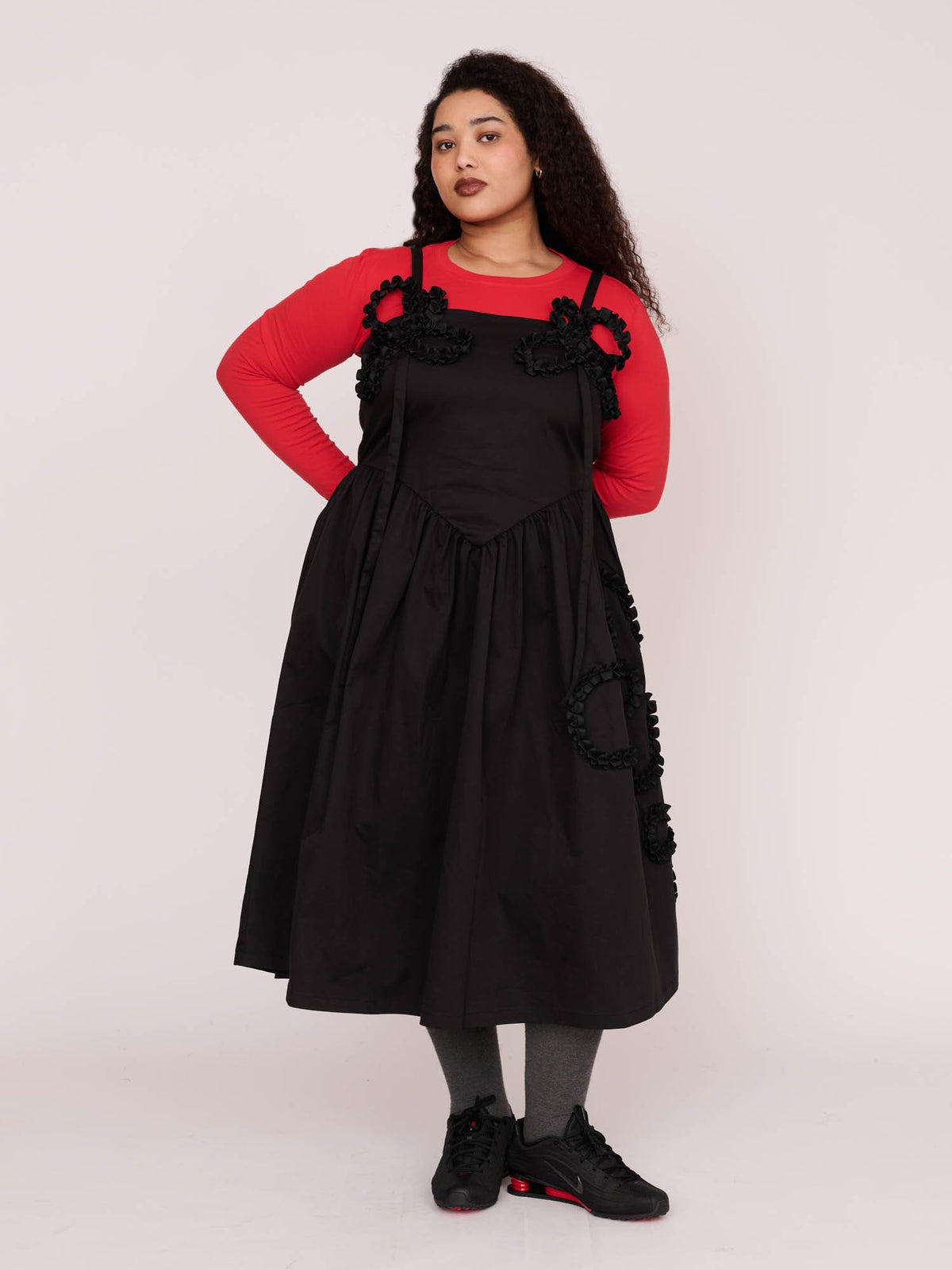 model:Zaynab wears size 18 and is 5’8”, collection-curve, 