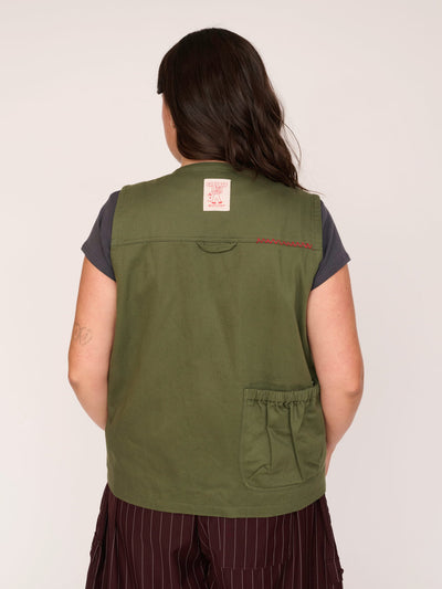 model: Bella wears size L and is 5’10”