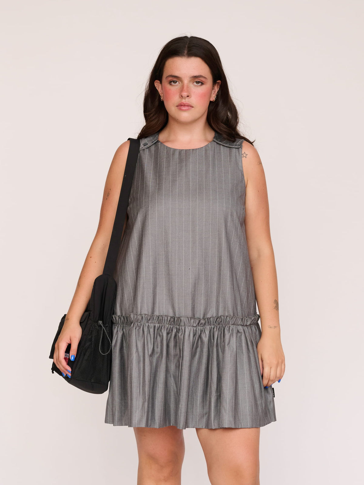 model:Bella wears size XXL and is 5’10”