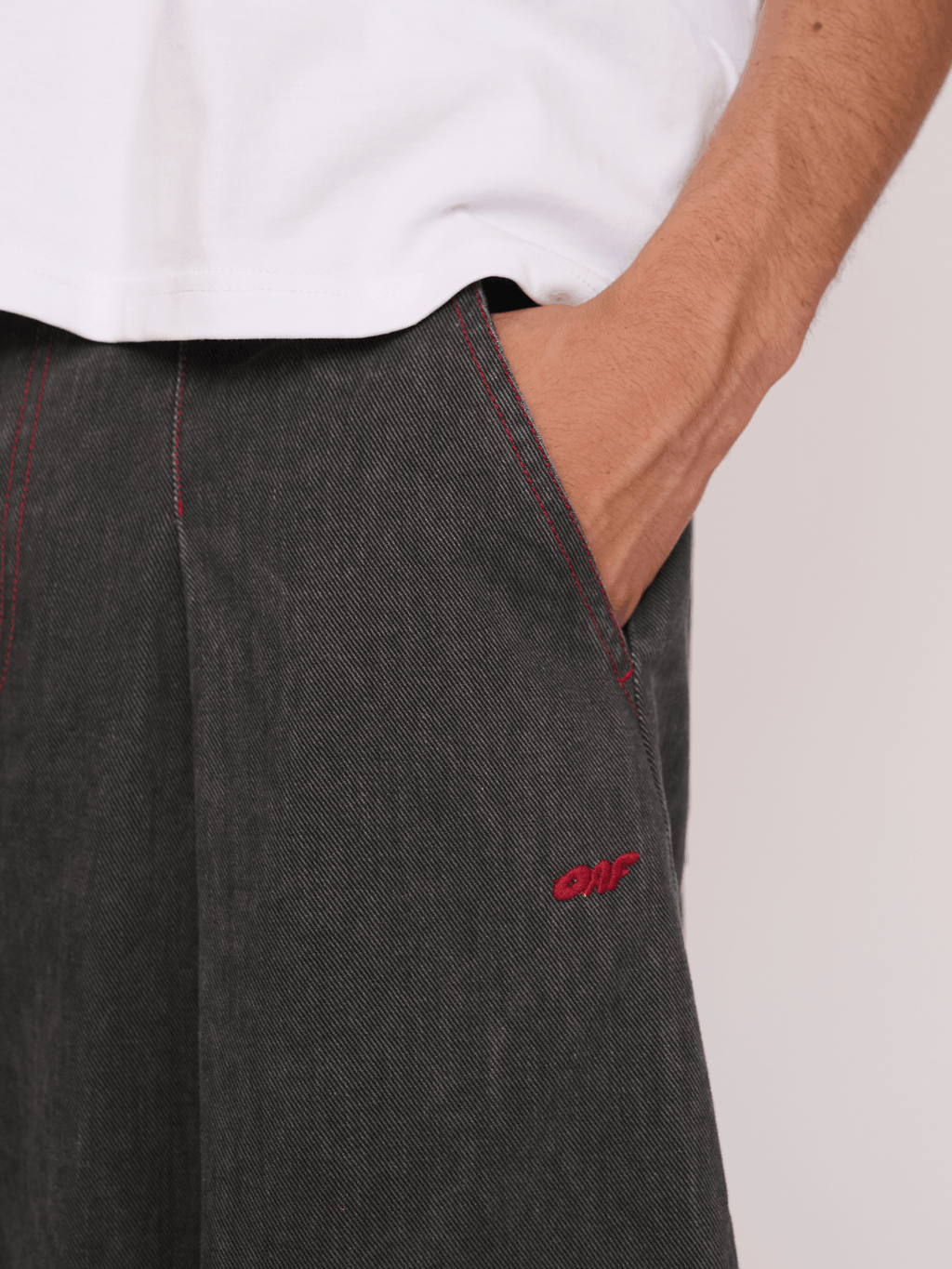 Penny Contrast Stitch Pleated Trousers
