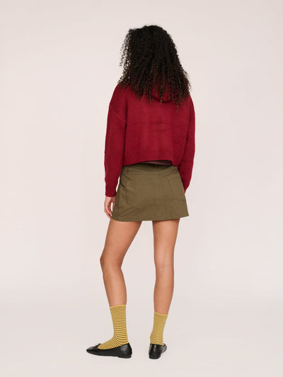 model:Furra wears size S and is 5’10”