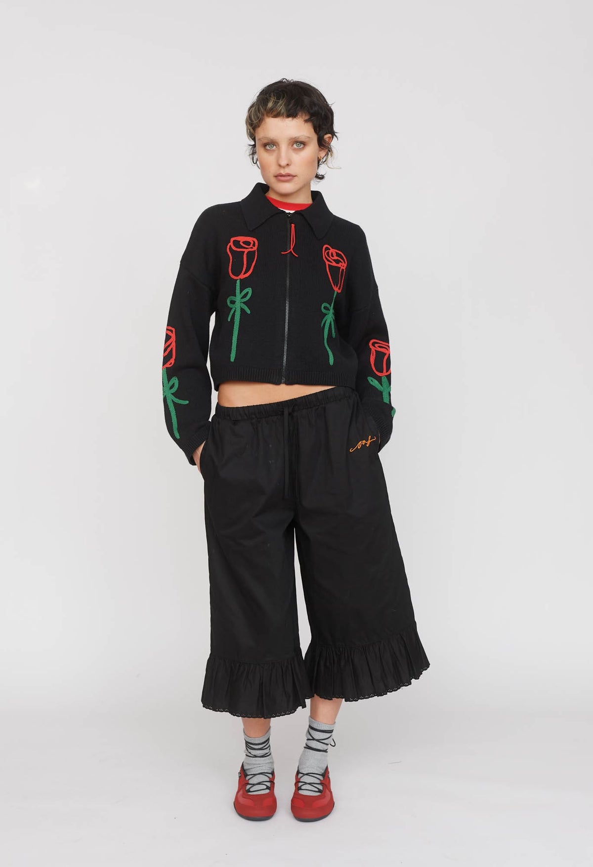 model:Momo wears size S and is 5’9”, collection-womens-jumpers
