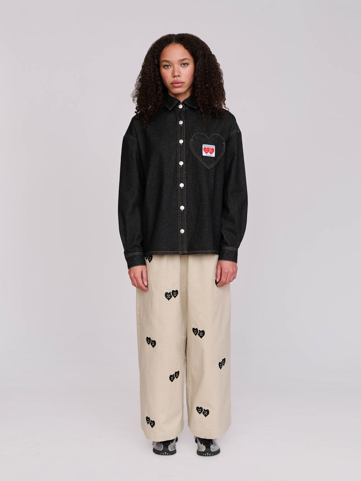 model:Florence wears size S and is 5’6”
