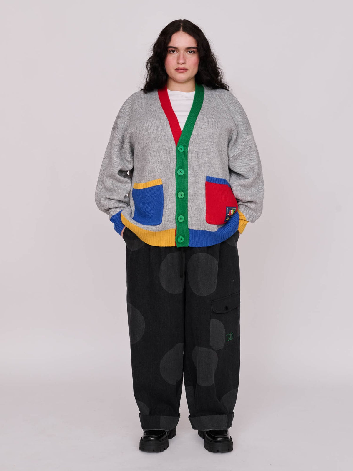 model:Yasmin wears size XXL and is 5’ 4”
